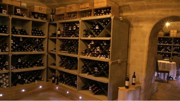 愛士圖爾酒窖設計定制專家