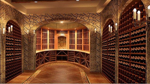私家酒窖是專業配置與藝術設計合一的空間