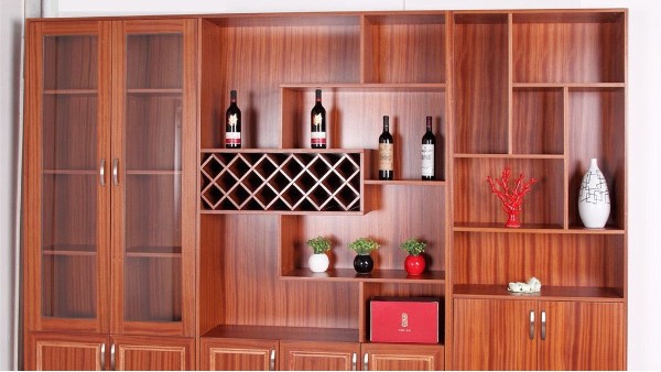 喜歡喝酒的你，怎能沒有酒柜！