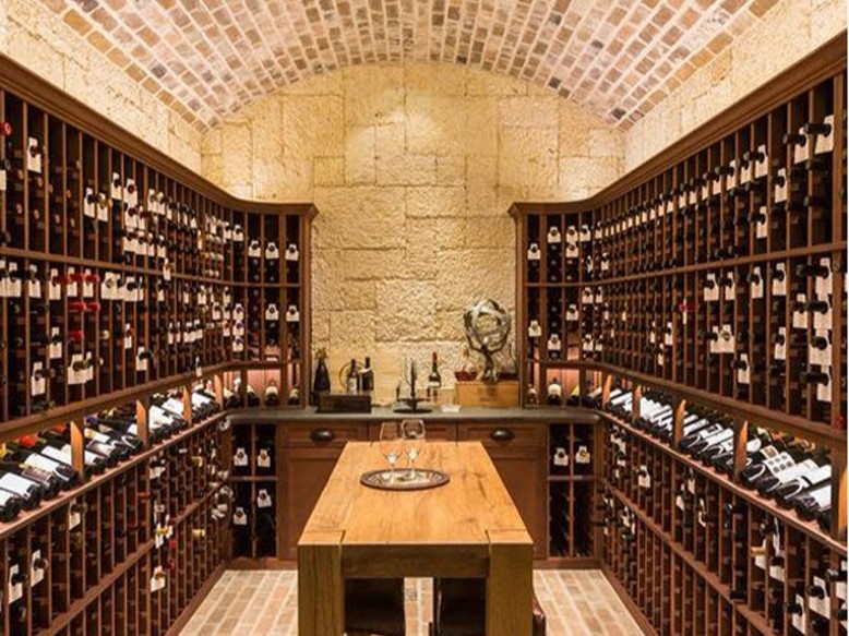 愛士圖爾提示您小戶型家裝私人酒窖注意事項