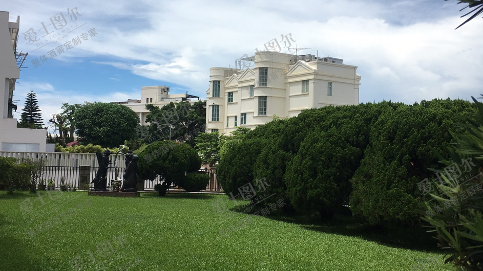 香港華翠海灘別墅區酒窖工程